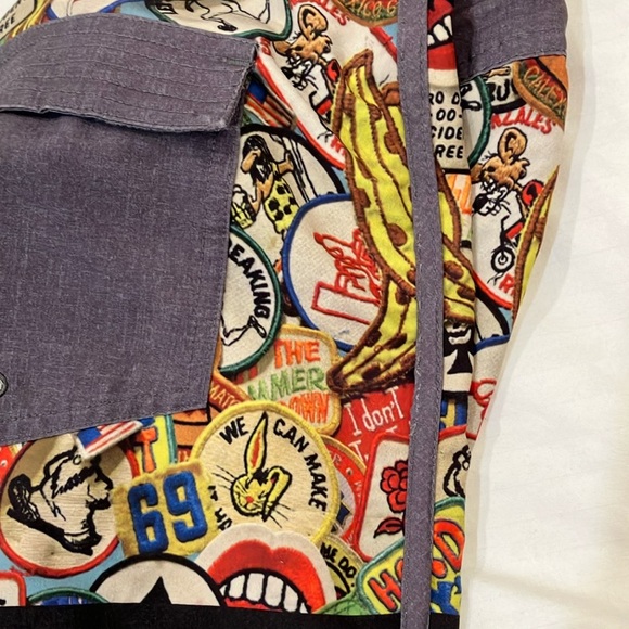 Matix waist 35” Velcro tie front Board Shorts with patch / logo print material - Picture 16 of 16